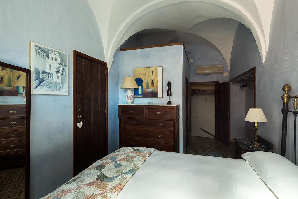 Holi-Rent Historic House Next To The Alcazar Apartment Seville Ngoại thất bức ảnh