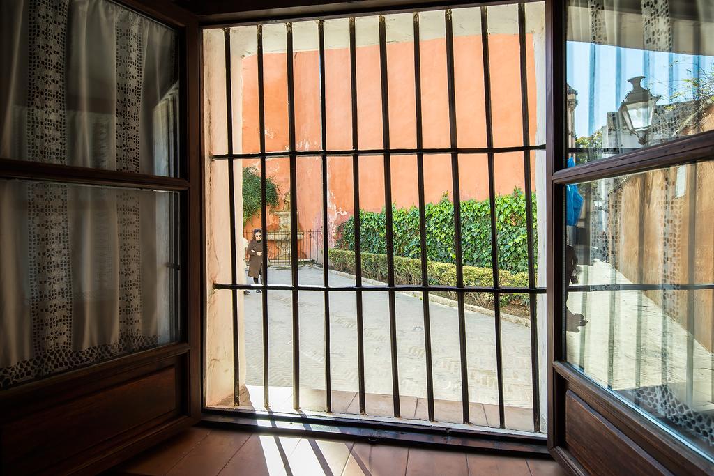 Holi-Rent Historic House Next To The Alcazar Apartment Seville Ngoại thất bức ảnh