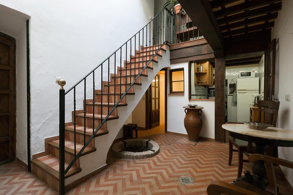Holi-Rent Historic House Next To The Alcazar Apartment Seville Ngoại thất bức ảnh