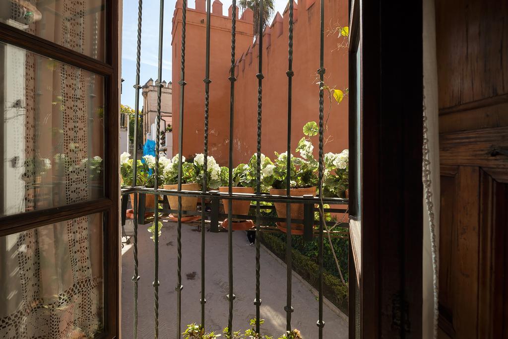 Holi-Rent Historic House Next To The Alcazar Apartment Seville Ngoại thất bức ảnh